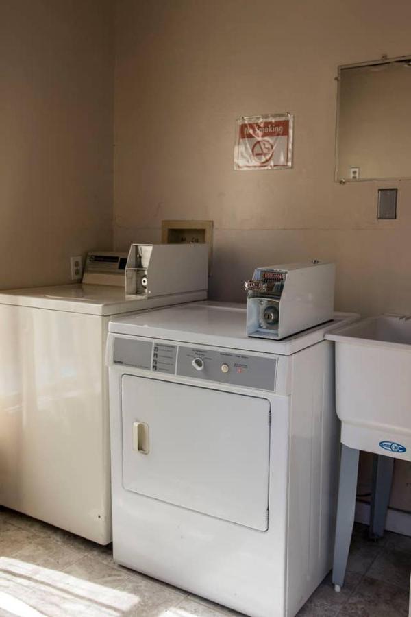 West End Neighborhood Cottage ซานตา โรซา ภายนอก รูปภาพ