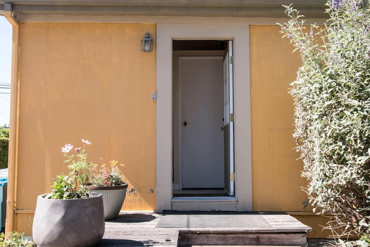 West End Neighborhood Cottage ซานตา โรซา ภายนอก รูปภาพ